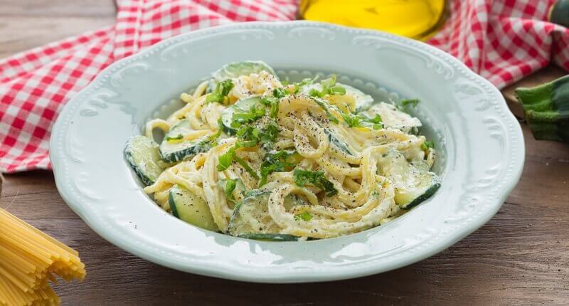 Spaghetti mit Zucchini und Ricotta - Galbani