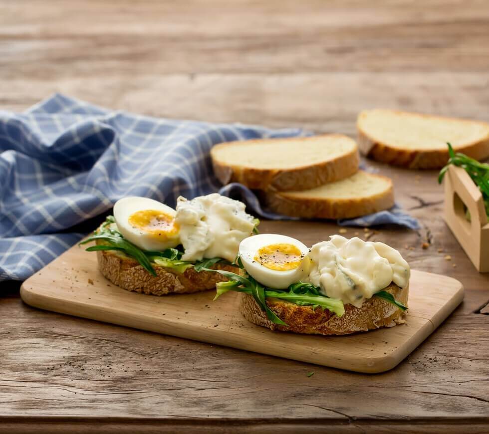 Bruschetta mit Gorgonzola und Ei - Galbani